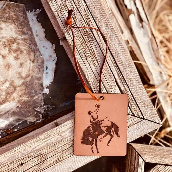 Bronc square - car scent