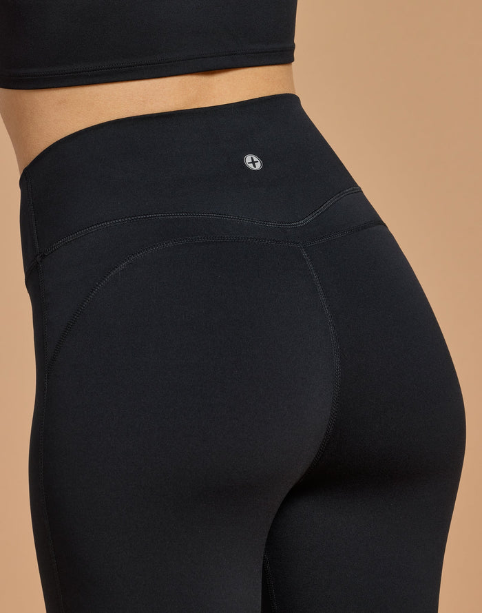 Day Kind 7/8 Legging in Black