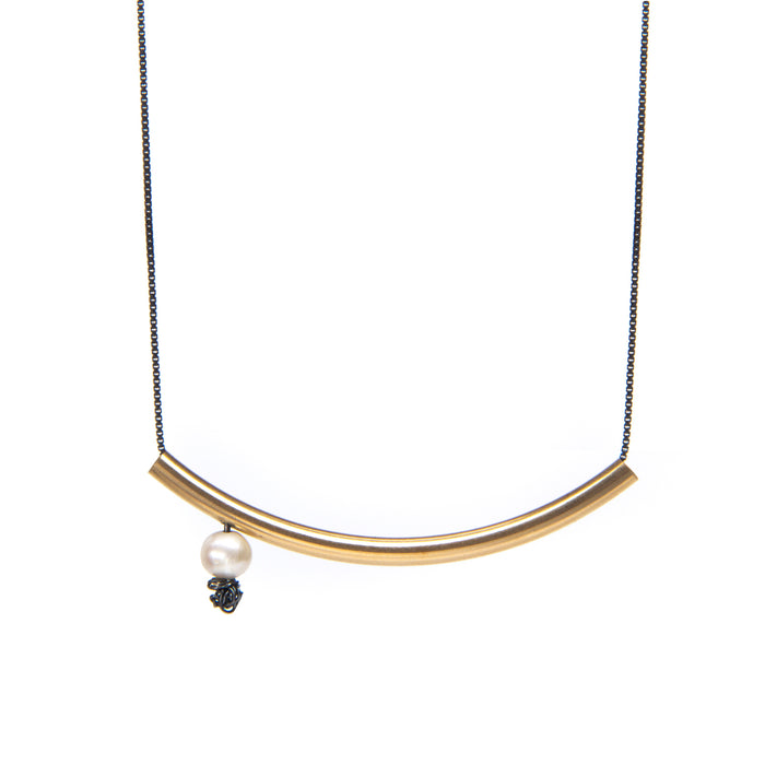 Geometric Pearl Necklace
