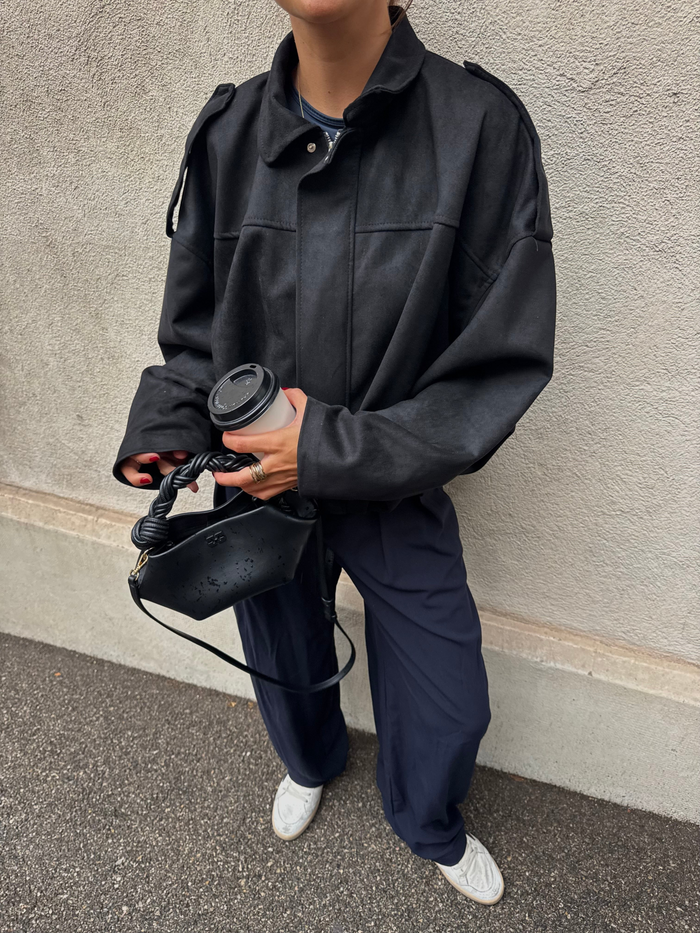 Black / S