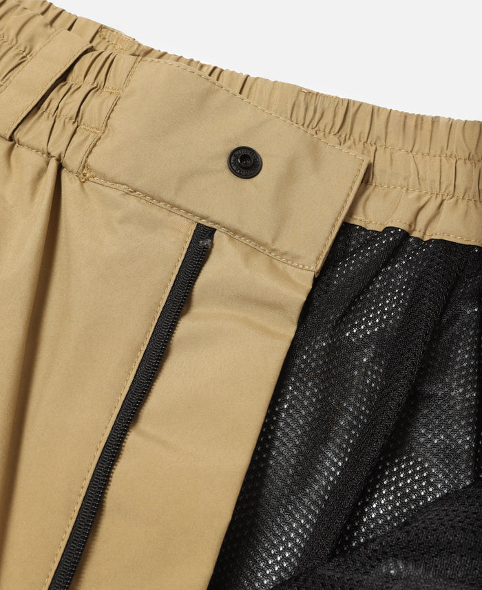 +phenix WINDSTOPPER® by GORE-TEX LABS City Mega Pocket Balloon Cargo Pants (Beige)