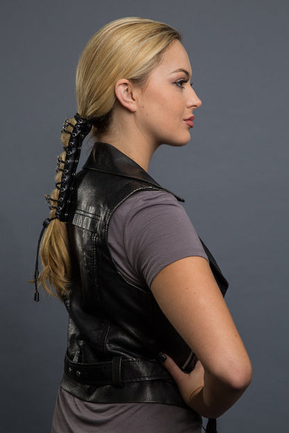 4"Lace Up Tribal Buttlerfly: Description
All Hair Gloves® come in snaps for easy use with elastic band and hook for non-slip