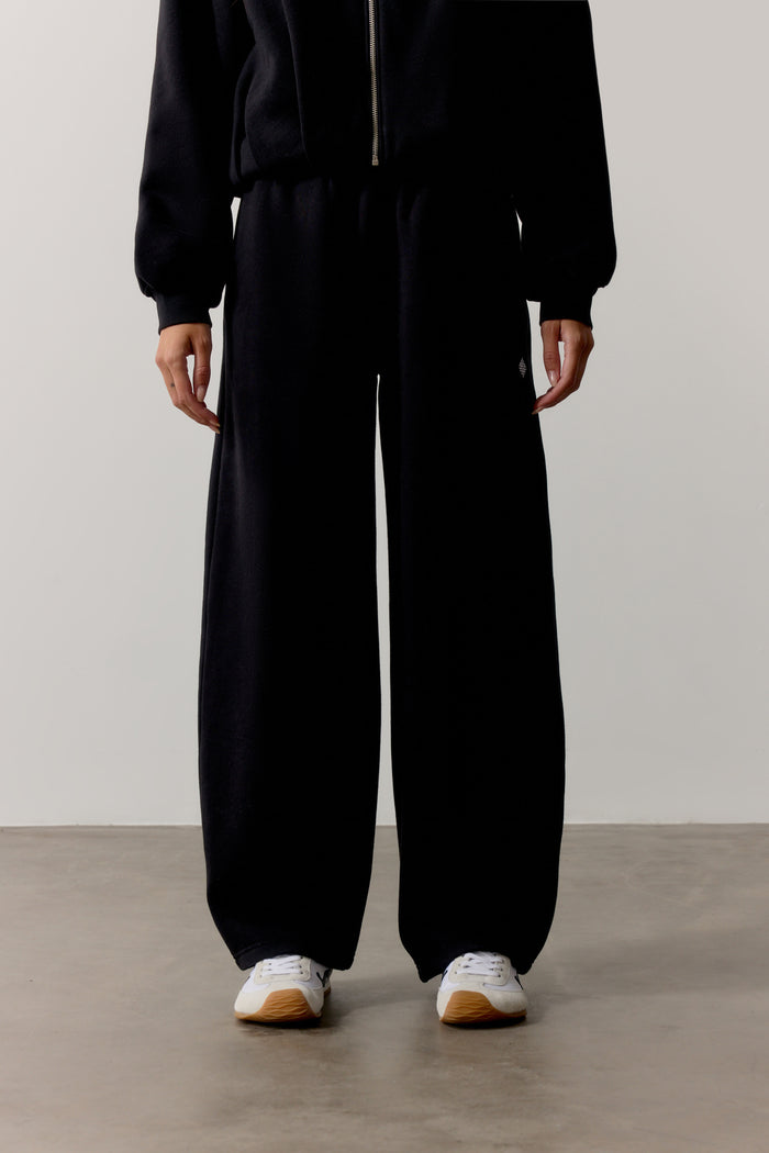 BARREL LEG JOGGER - BLACK