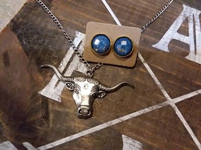 Blue/Gold Glossy Stud Earring