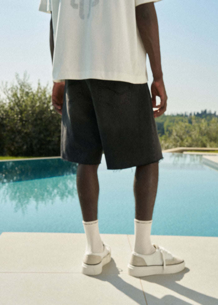 DENIM RAW EDGE SHORTS - BLACK WASH