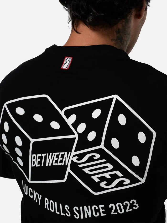 BETWEEN SIDES GT-Dices T-Shirt - Black - T-Shirts T-SHIRT