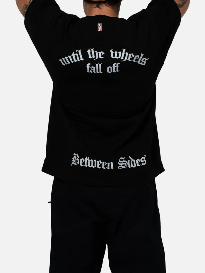 BETWEEN SIDES GT-Wheels T-Shirt - Black - T-Shirts T-SHIRT