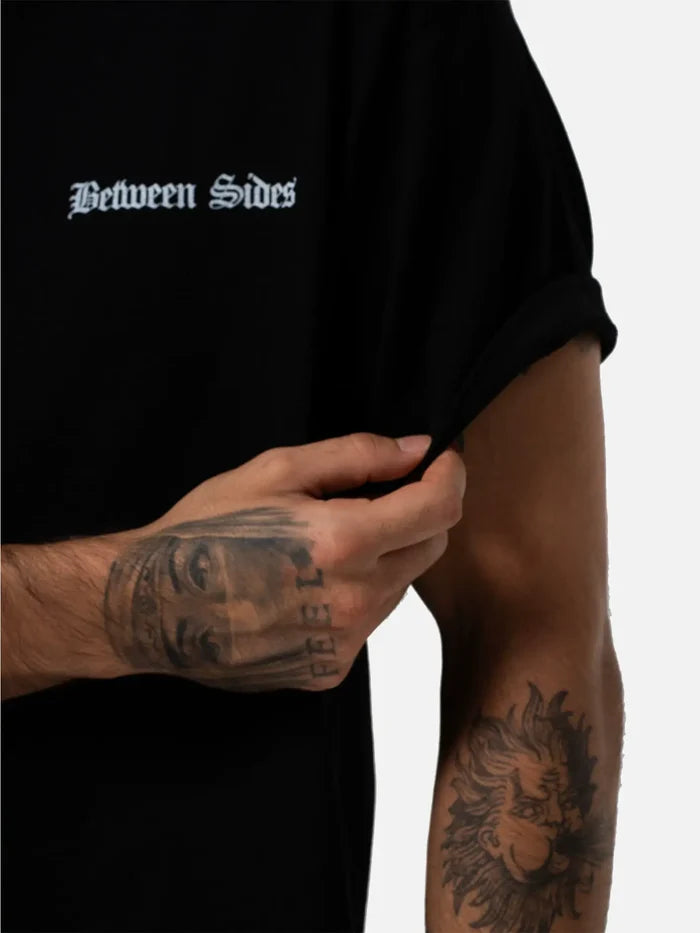 BETWEEN SIDES GT-Wheels T-Shirt - Black - T-Shirts T-SHIRT