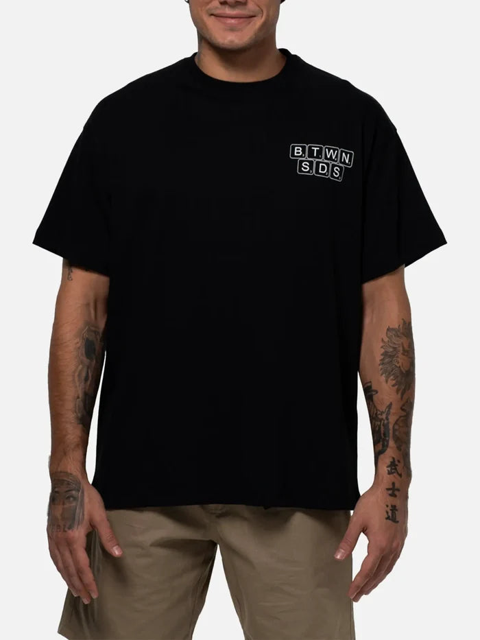 BETWEEN SIDES GT-Words T-Shirt - Black - T-Shirts T-SHIRT