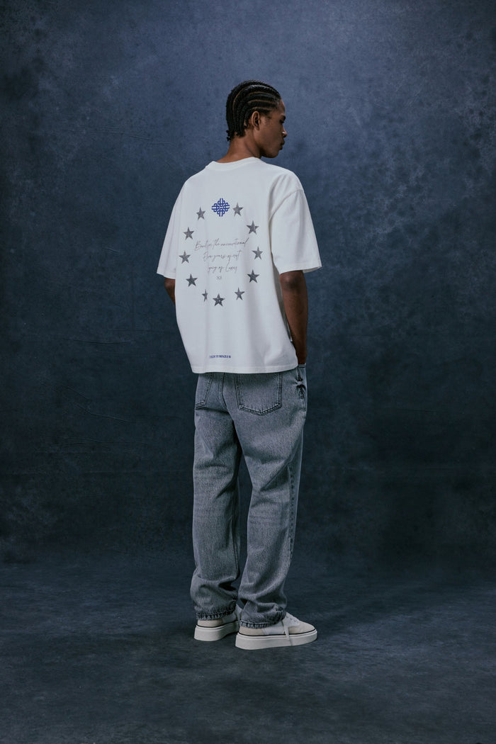 LEGACY GRAPHIC T-SHIRT - WHITE