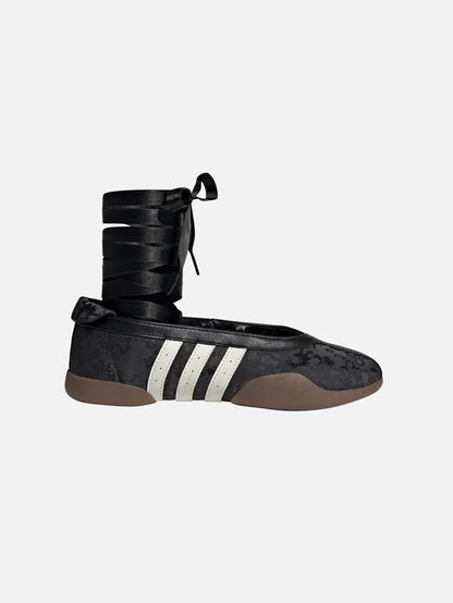 ADIDAS ORIGINALS Liberty London x adidas Taekwondo Mei Ballet "Core Black/Off White" - Sneakers SNEAKER