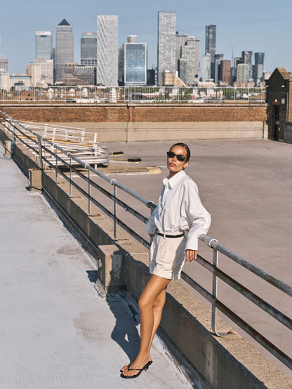 LINEN LONGLINE SHORTS - OFF WHITE