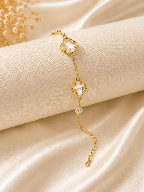 Molly Armband White