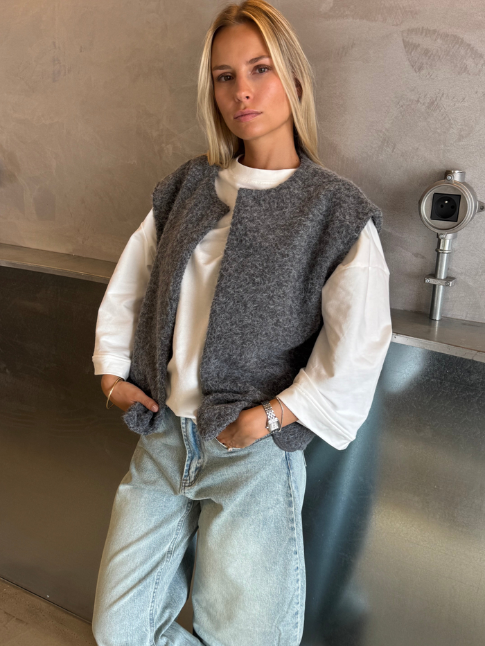Grey / S