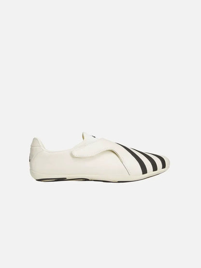 ADIDAS ORIGINALS Pharrell Williams x adidas Vario Flat Earth "Chalk White/Black" - Sneakers SNEAKER