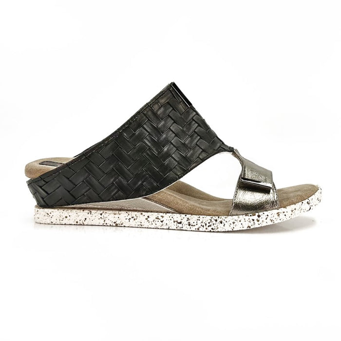 Reversable low wedge sandals, white and black shoes 201100-04-Kleo-04
