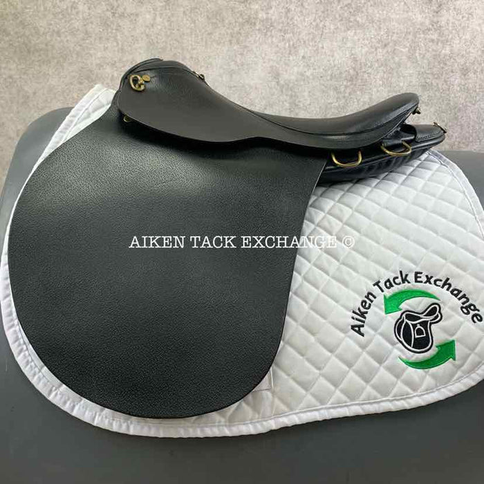 **SOLD** BT Crump Icelandic Saddle, 17.5" Seat, Narrow Tree, Wool Flocked Panels