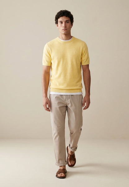 #farbe_pale-yellow