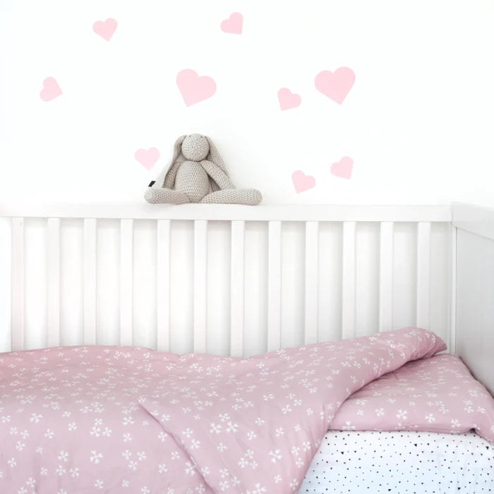 Tiny triangle baby fitted sheet