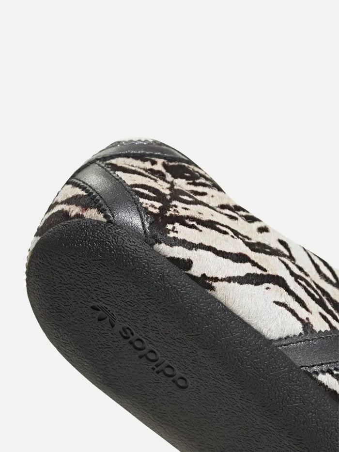 ADIDAS ORIGINALS Tokyo W "Off White/Core Black" - Sneakers SNEAKER