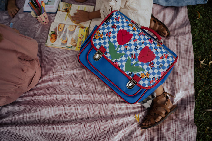 Caramel and Cie Cartable Moyen Tulip Sisters backpack