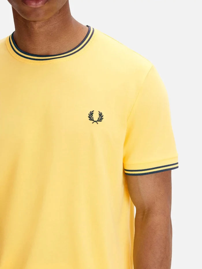 FRED PERRY Twin Tipped T-Shirt - Lemon Barley/Tennis Blue - T-Shirts T-SHIRT